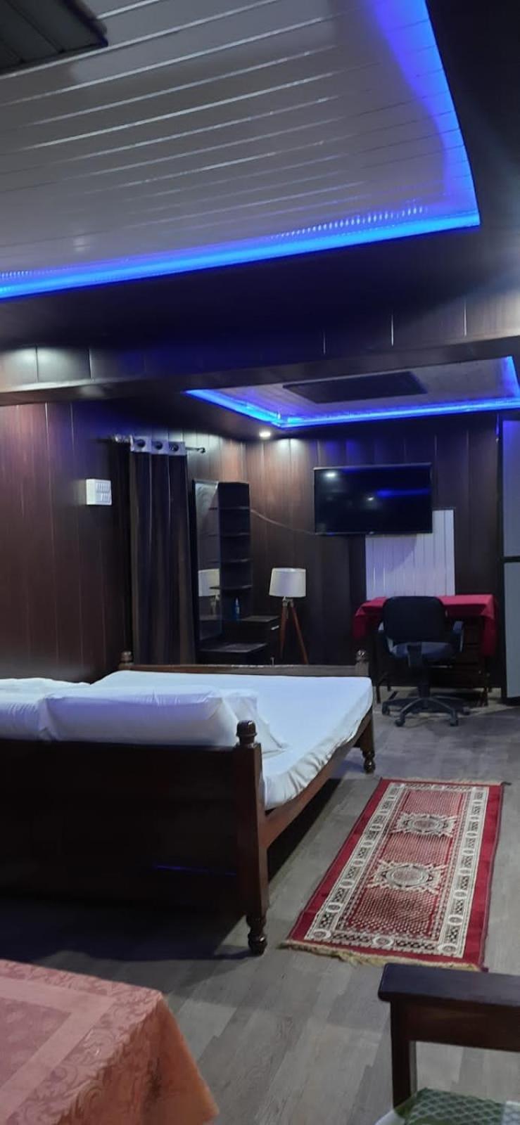 Homestay Bodhi: A Private Garden Retreat Varanasi